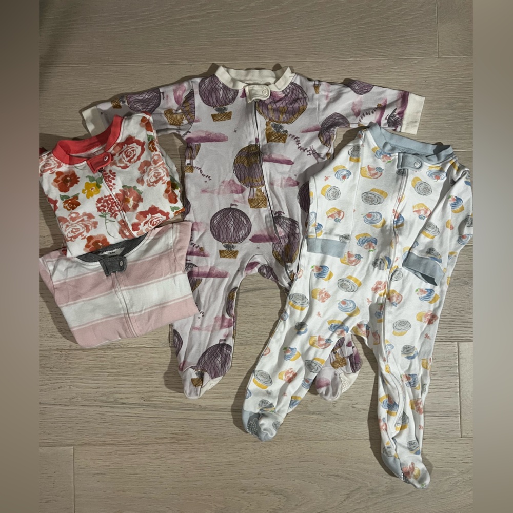 Burt's Bees Baby Pajama Bundle - 6-9M